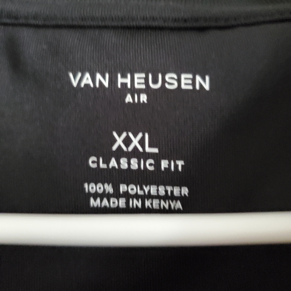 Men's Van Heusen Collared Shirt - Picture 5 of 5